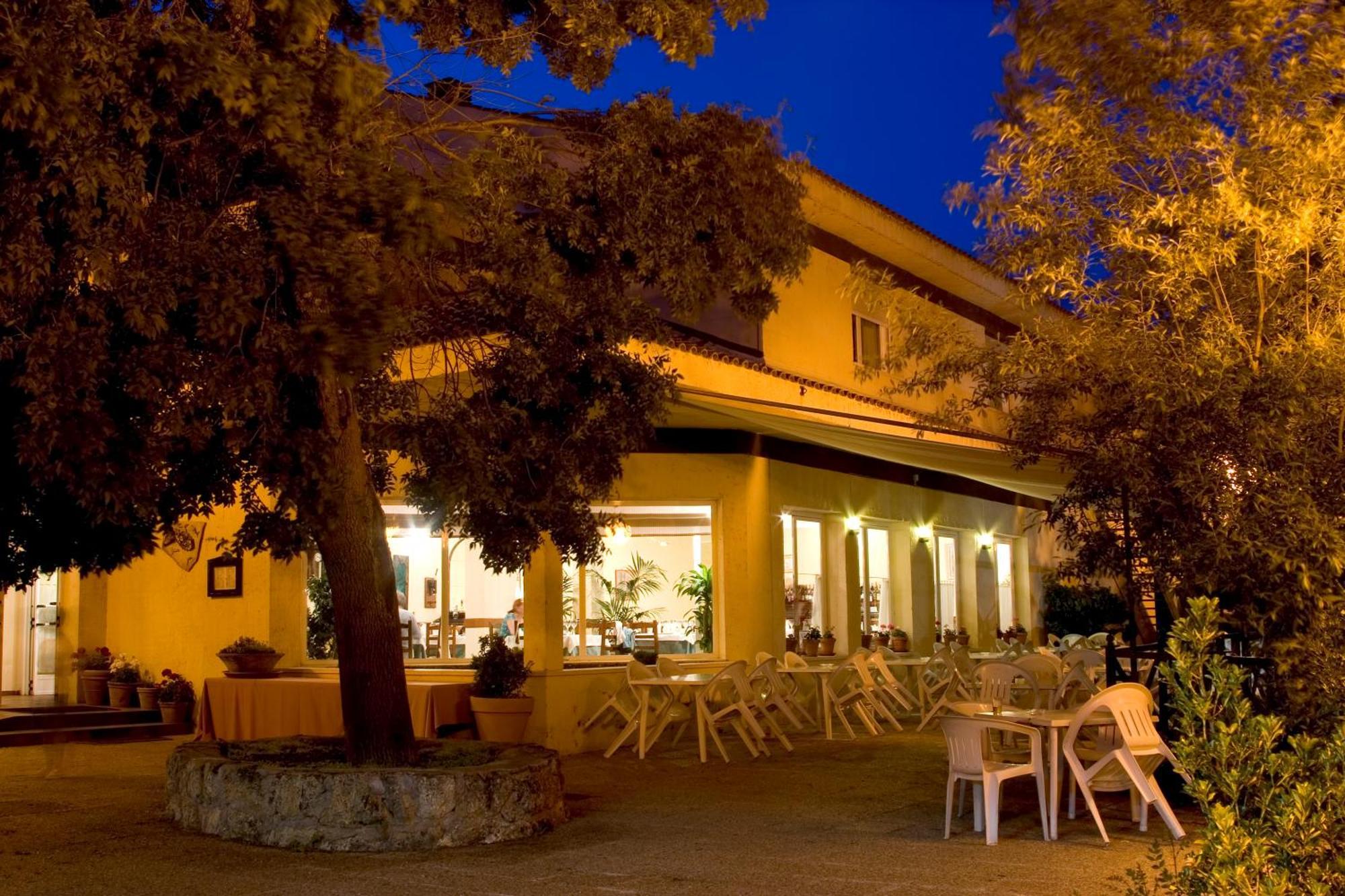 Hotel El Tablazo Villalba de la Sierra Kültér fotó