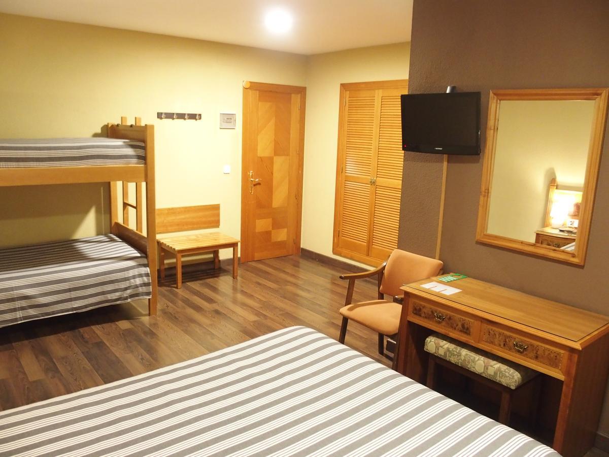 Hotel El Tablazo Villalba de la Sierra Kültér fotó